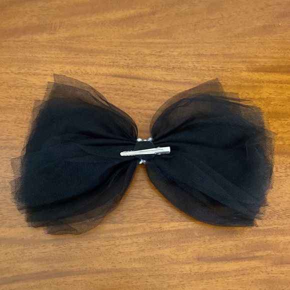 Lace/Pearl Bow Hair Clip - Picture 2 of 2